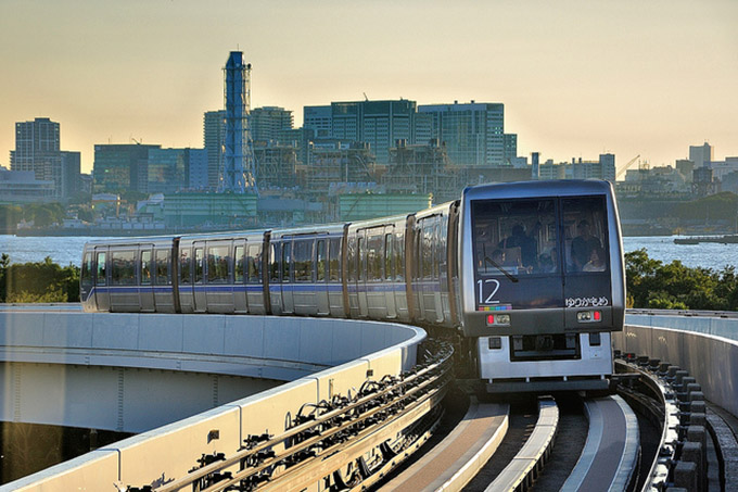 ветка наземного метро Юрикамомэ  Источник: http://blog.vtourne.ru/?p=6374&preview=true